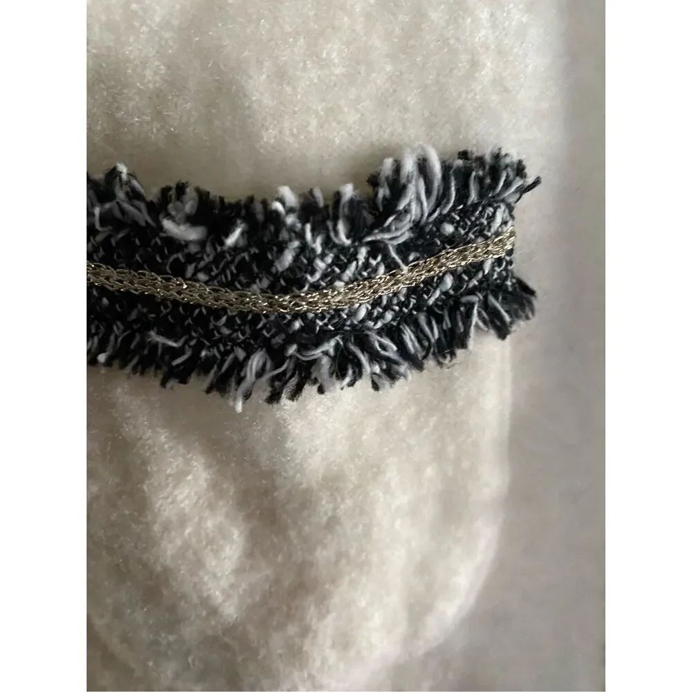 Karl Lagerfeld, Paris, women’s cream and black front closure, fringe jacket, siz - Picture 3 of 5